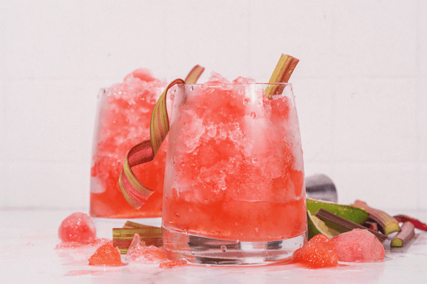 Recette cocktail Gin Fizz Rhubarbe Framboise